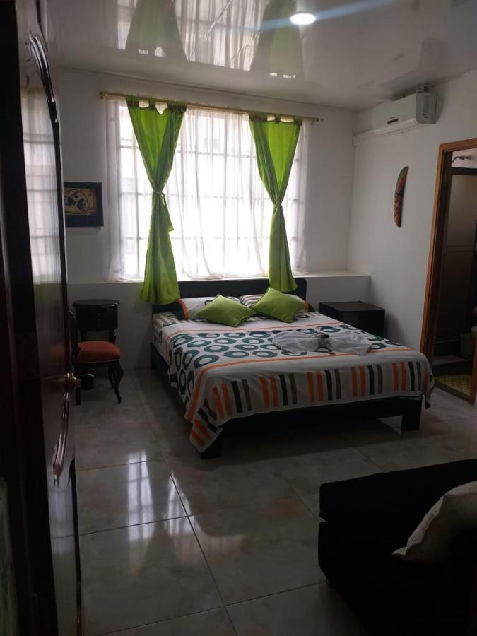 Hotel Luis Angel Mocoa Екстериор снимка